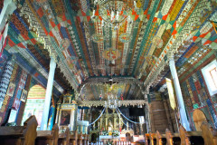 Zdjęcie: Widok przedstawiający wnętrze kościoła w Biesiadkach.