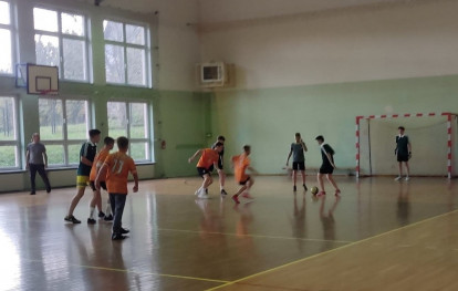 Gminne zawody sportowe szkół w futsalu