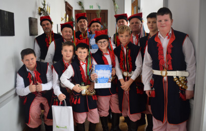 XIII Przegląd Pastorałek i Kolęd Ludowych Regionu Krakowskiego XIII Przegląd Pastorałek i Kolęd Ludowych Regionu Krakowskiego