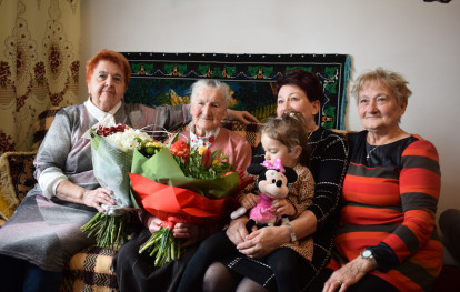 Jubileusz 100-lecia urodzin mieszkanki Gnojnika Jubileusz 100-lecia urodzin mieszkanki Gnojnika
