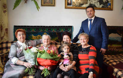 Jubileusz 100-lecia urodzin mieszkanki Gnojnika Jubileusz 100-lecia urodzin mieszkanki Gnojnika