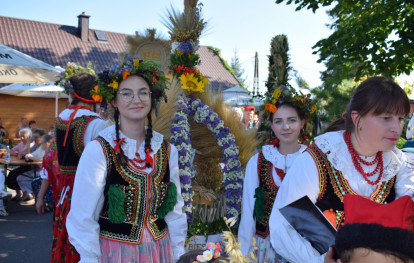 Wieniec dożynkowy Biesiadek Wieniec dożynkowy Biesiadek
