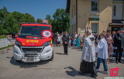 Jubileusz 95-lecia OSP Żerków - poświęcenie samochodu strażackiego Jubileusz 95-lecia OSP Żerków - poświęcenie samochodu strażackiego