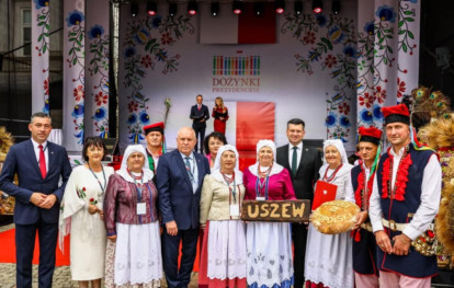 Udział grupy wieńcowej z Uszwi w Dożynkach Prezydenckich 2025 Udział grupy wieńcowej z Uszwi w Dożynkach Prezydenckich 2025