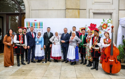 Udział grupy wieńcowej z Uszwi w Dożynkach Prezydenckich 2025 Udział grupy wieńcowej z Uszwi w Dożynkach Prezydenckich 2025