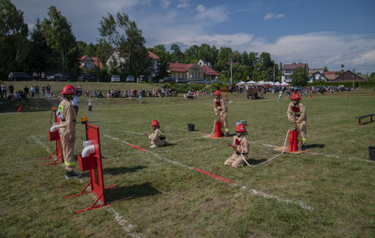 Gminne zawody sportowo-pożarnicze - rywalizacja drużyn młodzieżowych Gminne zawody sportowo-pożarnicze - rywalizacja drużyn młodzieżowych