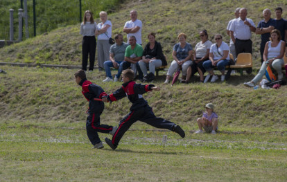 Gminne zawody sportowo-pożarnicze - rywalizacja drużyn młodzieżowych Gminne zawody sportowo-pożarnicze - rywalizacja drużyn młodzieżowych