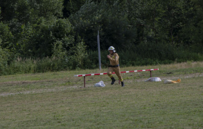 Gminne zawody sportowo-pożarnicze - rywalizacja drużyn seniorskich Gminne zawody sportowo-pożarnicze - rywalizacja drużyn seniorskich