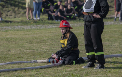 Gminne zawody sportowo-pożarnicze - rywalizacja drużyn seniorskich Gminne zawody sportowo-pożarnicze - rywalizacja drużyn seniorskich
